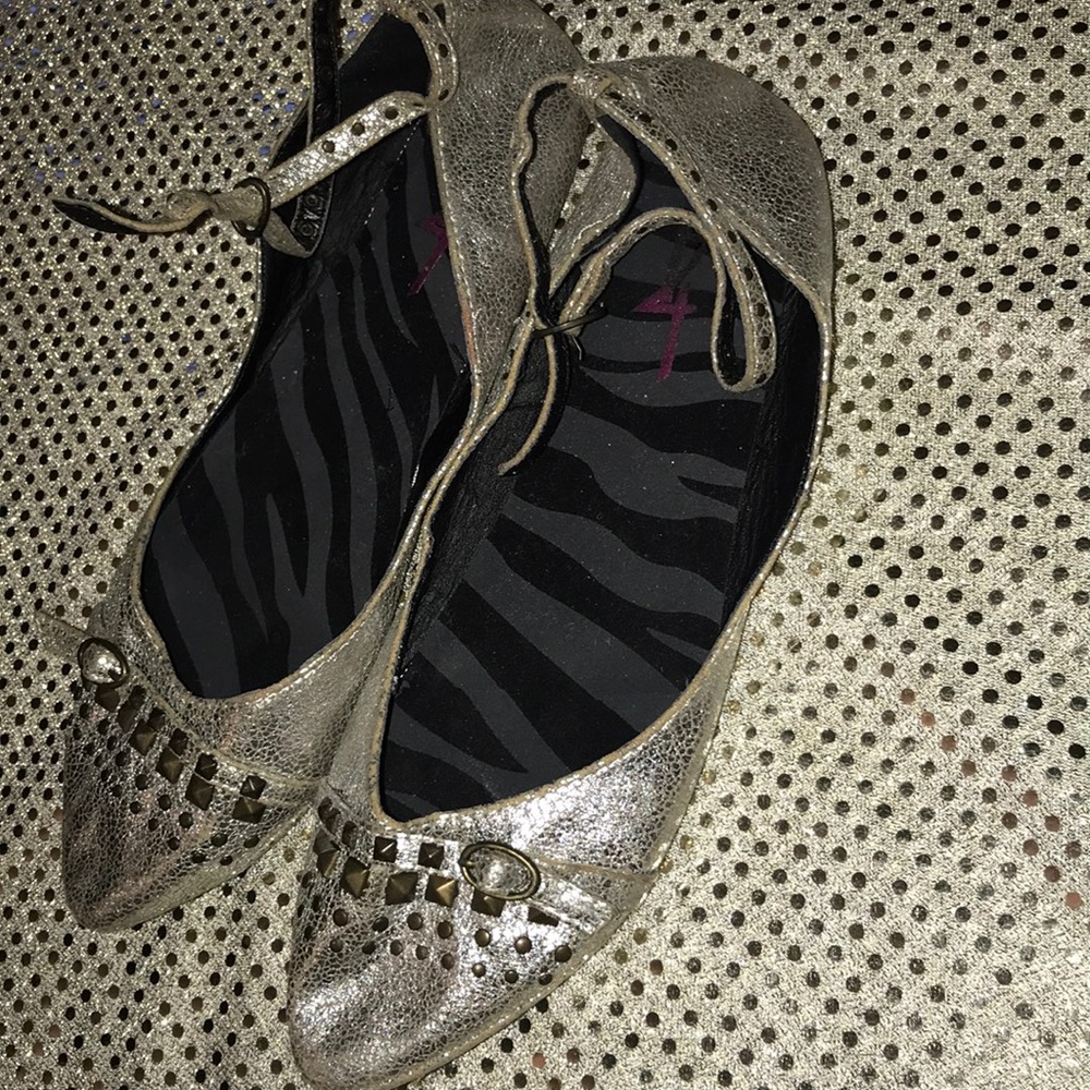 Foil metallic flats
